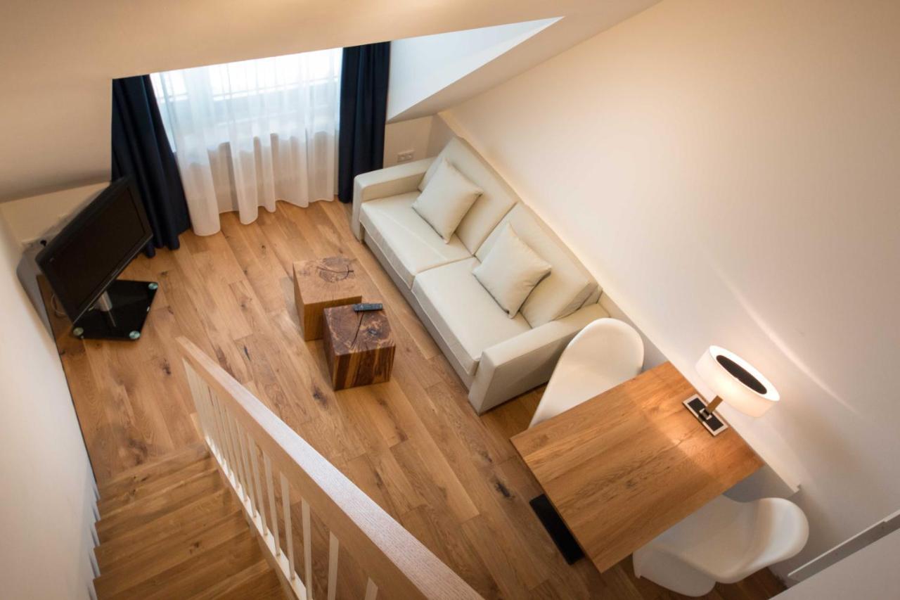 Vi Vadi Downtown 3* München